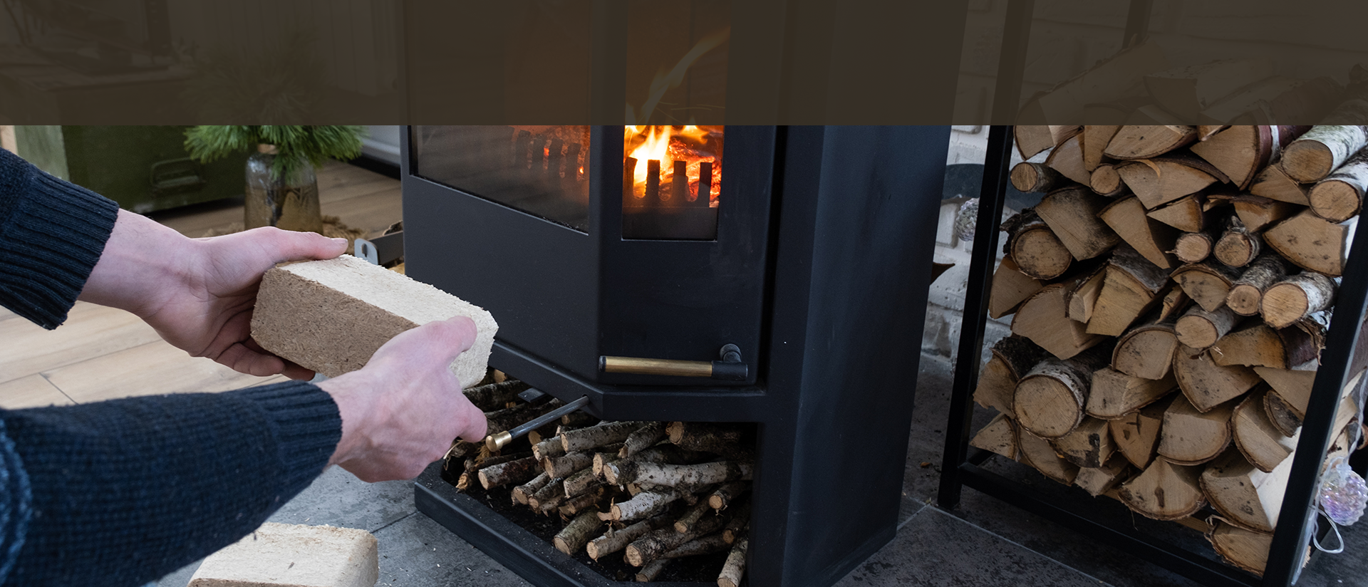 DŘEVĚNÉ BRIKETY A JEJICH VÝHODY